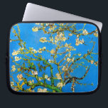 Funda Para Portátil Vincent Van Gogh - Almendro en Flor Arte Fino<br><div class="desc">Óleo sobre lienzo de 1890 que muestra un almendro en flor con flores amarillas. A diferencia de tiendas similares, Art Lover's Cafe cuenta con obras de arte clásicas de alta resolución que han sido cuidadosamente restauradas, equilibradas en color y retocadas para eliminar manchas y artefactos comúnmente encontrados en la mayoría...</div>