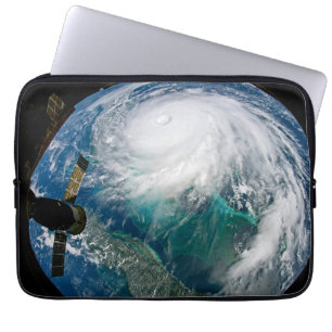 Funda Para Portátil Vista Del Huracán Dorian.