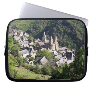 Funda Para Portátil Vista del pueblo y de la iglesia de St. Foy (pho