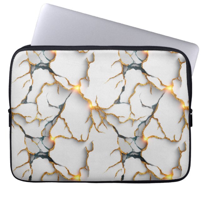 Funda Para Portátil White Marble Texture with Glowing Gold Veins (Frente)