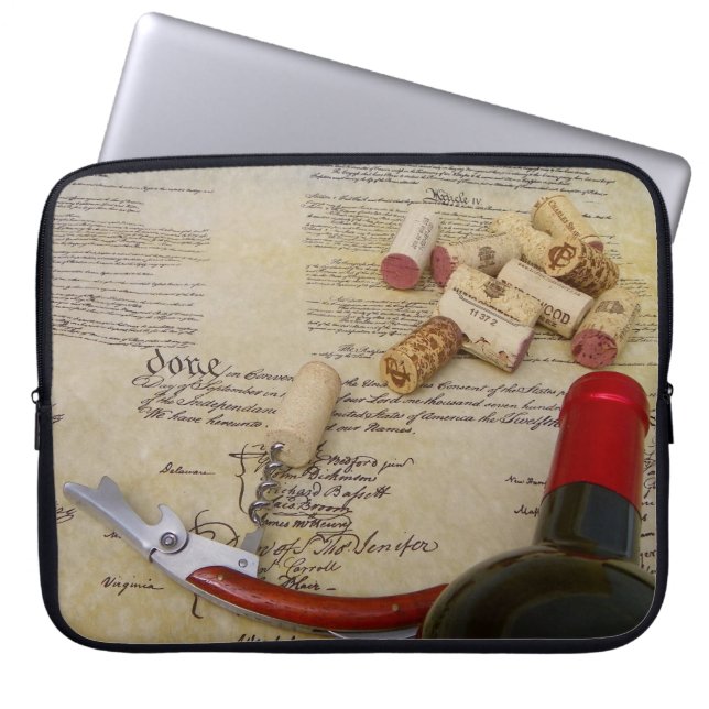Funda Para Portátil Wine & Constitution Laptop Sleeve! (Frente)