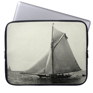 Funda Para Portátil Yate americano en el mar en 1891
