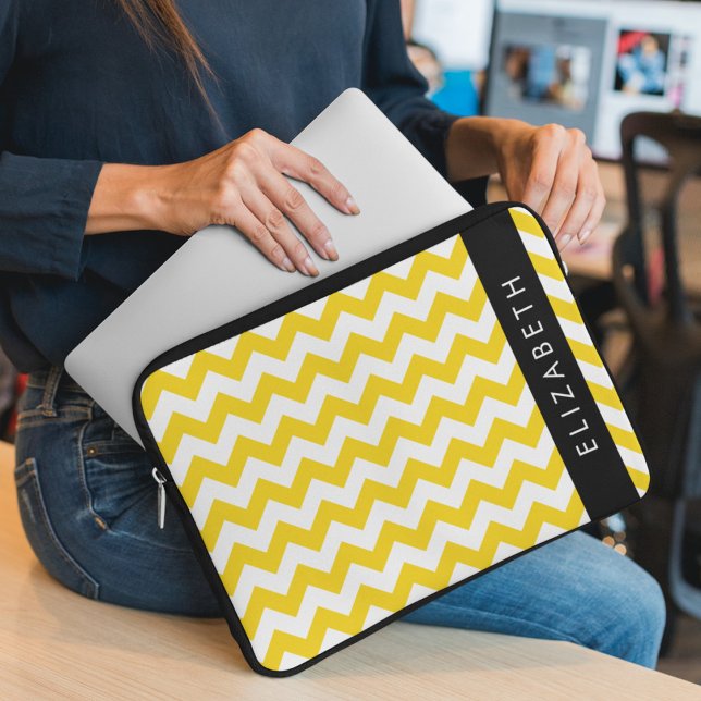 Funda Para Portátil Zigzag Amarillo, Chevron Amarillo, Tu Nombre (Subido por el creador)