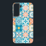 Funda Para Samsung Galaxy S22  Baldosas orgánicas en azul y naranja<br><div class="desc">Baldosas coloreadas a mano,  decoración floral,  baldosas ornamentales</div>