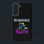 Funda Para Samsung Galaxy S22  Corriendo con un corredor cristiano de fe<br><div class="desc">Corriendo con fe - arte motivacional para cruzar el país, pista y campo, media maratón o maratón, corredor de larga distancia o entrenador; mujeres que rezan, aman a Cristo y creen en Dios. > Cita religiosa de mentalidad de correr - establece tus metas personales y rompe tu récord de tiempo...</div>