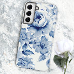 Funda Para Samsung Galaxy S22  Elegantes Rosas de color azul pastel<br><div class="desc">Arroz azul y blanquecina,  flores y follaje sobre fondo blanco antiguo.</div>