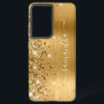 Funda Para Samsung Galaxy S21  Firma Girly del Relieve metalizado Purpurinoso de<br><div class="desc">Girly faux brillante purpurina de oro destaca en el borde izquierdo, sobre un falso Relieve metalizado metalizado rojo oscuro y rojo. La firma moderna de las gafas presenta un elegante tipo de letra de caligrafía blanca con colas decorativas en formato vertical. Personalizar los estilos de fuente o mueve los gráficos...</div>