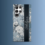 Funda Para Samsung Galaxy S22 Ultra Florecimiento de medianoche<br><div class="desc">Funda de Samsung: Adorna tu teléfono de Samsung con este hermoso funda floral, con grandes flores blancas y hojas azules suaves sobre un fondo azul ahumado pálido. El diseño de estilo vintage y el tipo de letra manuscrito personalizado en un banner azul oscuro le dan un toque de elegancia a...</div>