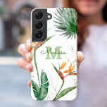 Funda Para Samsung Galaxy S22 Isla Tropical Monograma Floral Guión Oro Blanco<br><div class="desc">Sorprendentes, sofisticadas, coloridas, aves acuarelas tropicales de flores paradisíacas, falso purpurina de oro y escritura caligráfica personalizada con un audaz comienzo de monograma, superponen un elegante y ventilado fondo blanco en esta moda, elegante y moderna caja de teléfonos celulares. Personaliza con tu nombre y monograma. Hace una declaración divertida y...</div>