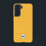 Funda Para Samsung Galaxy S21 Monograma amarillo mostaza moderno de moda<br><div class="desc">Diseño moderno de bloques clásicos monográficos con un medallón monograma blanco y negro sobre un fondo amarillo mostaza brillante.</div>