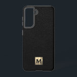 Funda Para Samsung Galaxy S21 Monograma de oro de lujo de cuero negro<br><div class="desc">El sencillo estuche de teléfono monogramado de lujo presenta un diseño moderno con emblema de monograma de oro metálico cepillado sobre el fondo texturado de cuero negro.</div>
