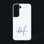 Funda Para Samsung Galaxy S22 Monograma elegante de escritura azul blanco modern<br><div class="desc">Elegante estuche de teléfono monograma con escritura azul blanca moderna. Un elegante monograma de escritura azul combinado con una limpia fuente san-serif en negro aporta un aspecto contemporáneo.</div>
