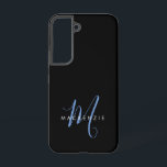 Funda Para Samsung Galaxy S22 Monograma elegante de escritura azul negro<br><div class="desc">Elegante estuche de teléfono monograma moderno con escritura azul negro. Un elegante monograma de escritura azul combinado con una limpia fuente san-serif en blanco,  le da un aspecto contemporáneo.</div>