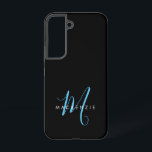 Funda Para Samsung Galaxy S22 Monograma elegante moderno con guión azul del ciel<br><div class="desc">Elegante estuche de teléfono monograma moderno en azul cielo negro. Un elegante monograma de escritura azul cielo combinado con una limpia fuente san-serif blanco,  le da un aspecto contemporáneo.</div>
