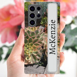 Funda Para Samsung Galaxy S22 Ultra Monograma personalizado exitoso jardín oceánico<br><div class="desc">Fotografía original de Ann Jenkins. Tomé esta foto mientras visitaba la hermosa ciudad de Oceanside,  California. Los comercios que rodean el muelle están adornados con hermosos jardines amplios y exuberantes. Personaliza tu estuche de teléfono con tu nombre.</div>