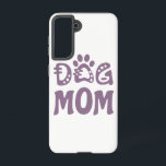 Funda Para Samsung Galaxy S21 Perro Mamá<br><div class="desc">Celebra tu amor por tu peluda amiga con "Diseño de Perro Mamá". El encantador diseño incluye un atrevido texto de "Perro Mamá" acompañado de un adorable icono de garra, lo que lo convierte en la elección perfecta para todas las orgullosas mamás de perro. "Este diseño es personalizable. Haga clic en...</div>