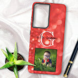 Funda Para Samsung Galaxy S21 Ultra Personalizado Foto Añadir Un Nombre Monograma Purp<br><div class="desc">¿Qué tal un caso de teléfono de la abuela de la foto de un personalizado? Este divertido estuche de teléfono enfocado a un apodo de abuela "Grammy" presenta un fondo de bokeh de purpurina de coral, espacio para un monograma de carta inicial y una foto. Personalice el texto para cualquier...</div>