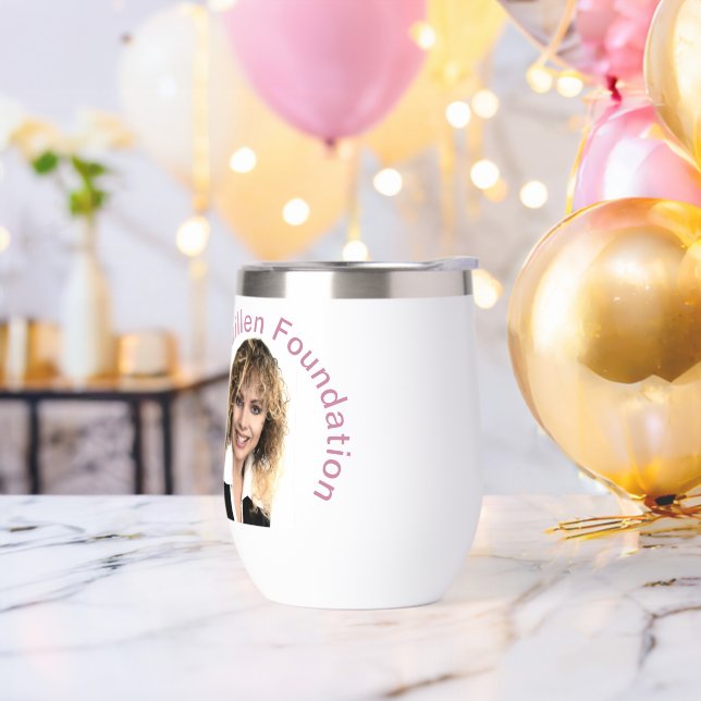 Fundación Laurah Guillen (Despedida de soltero)