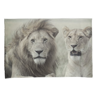 Fundas de almohada del par de leones (estándar o t