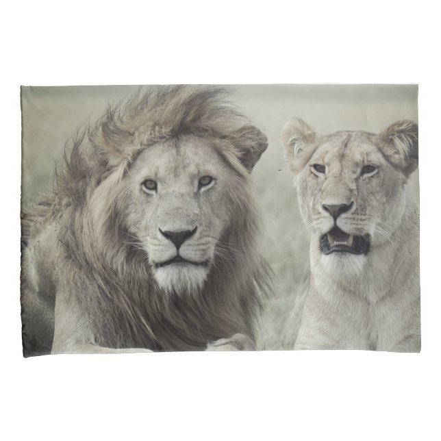 Fundas de almohada del par de leones (estándar o t (Anverso-Derecho)