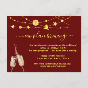 Funny Beer Boda Postponement Invitación Postc