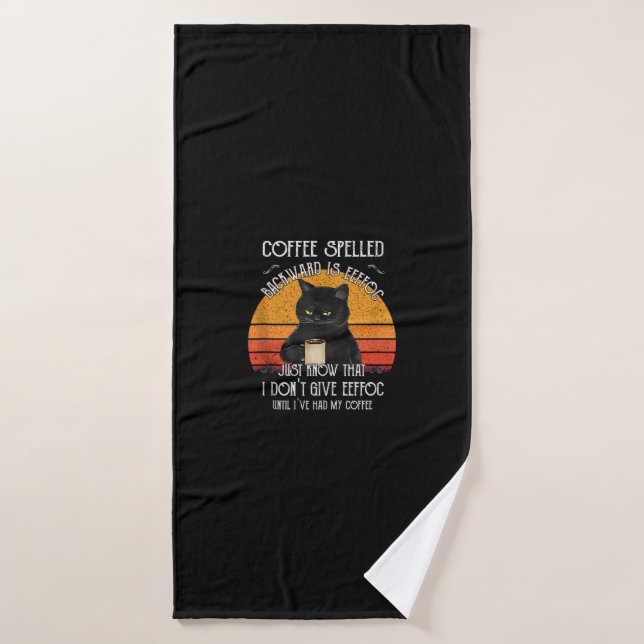 Funny Black Cat café escrito hacia atrás es eeffoc (Toalla de baño)