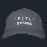 Funny BOSS Bossman Gorra con el nombre personaliza<br><div class="desc">Funny BOSS Bossman Gorra con el nombre personalizado A04 Gorra AZUL hilo BLANCO Crear su propia gorra de béisbol personalizada. ¡Es fácil! ¿Tienes un gran JEFE? Aquí hay un gorra divertido que puedes personalizar con un nombre. Este gorra forma parte de la GRAN colección de regalos BOSS. También puede cambiar...</div>