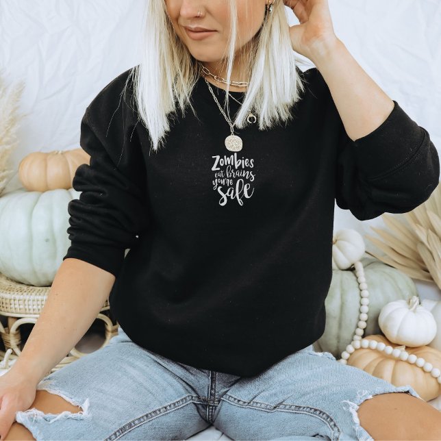 Funny Halloween Zombies Eat Brains Humor Sweater (Subido por el creador)