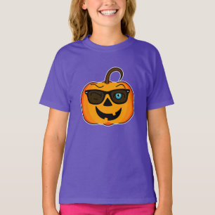 Funny Spooky Pumpkin icónico guiño en una camiseta