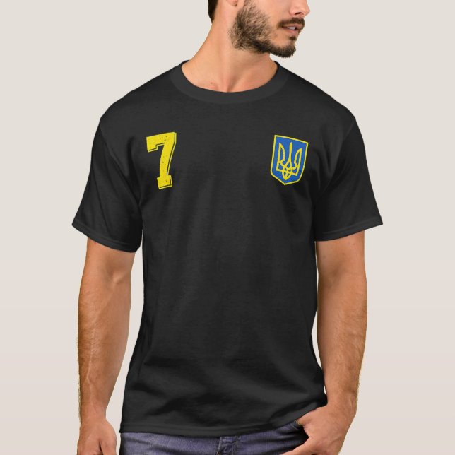 Fútbol de Ucrania con la camiseta de fútbol ucrani (Anverso)