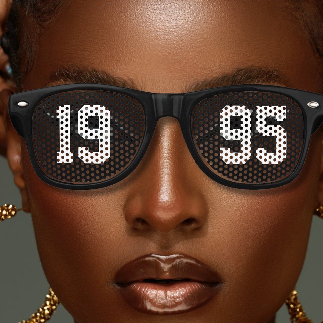 Gafas De Fiesta Retro Año de nacimiento Letra audaz negro y blanco (birthday birth year bold letter black retro sunglass)