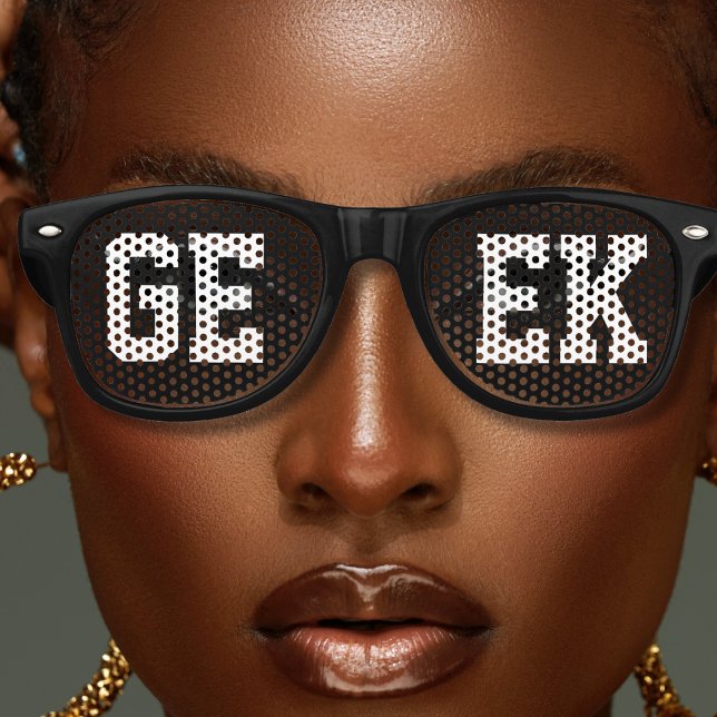Gafas De Fiesta Retro Black Geek Nerd Loner (black retro sunglasses with bold letter text GEEK)