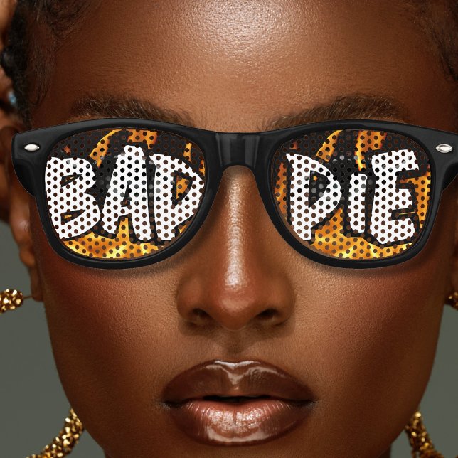 Gafas De Fiesta Retro Bomba de incendios de llamas en llamas (black baddie retro sunglasses with burning flames of fire)