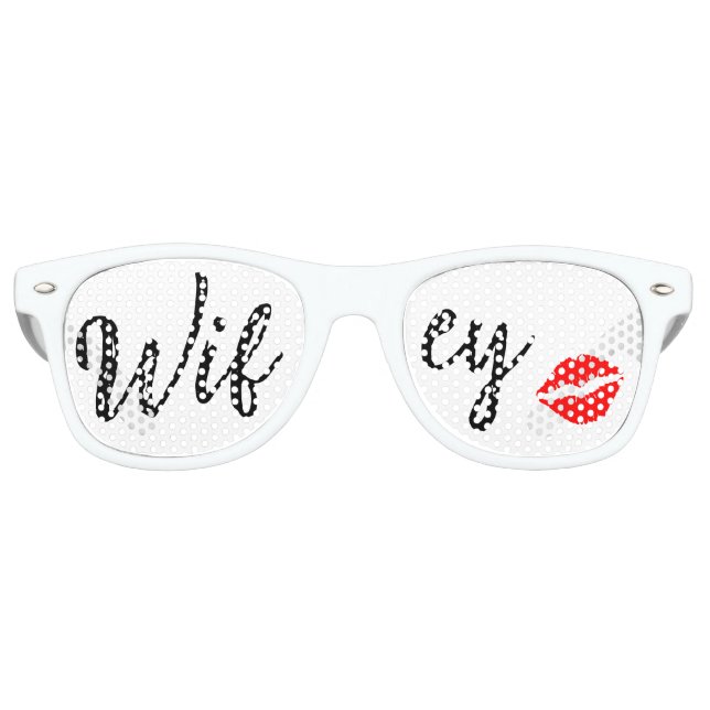 Gafas De Fiesta Retro CUTE! 😎  Wifey Sunglasses – Fun Kiss Lips Lens  (Anverso)