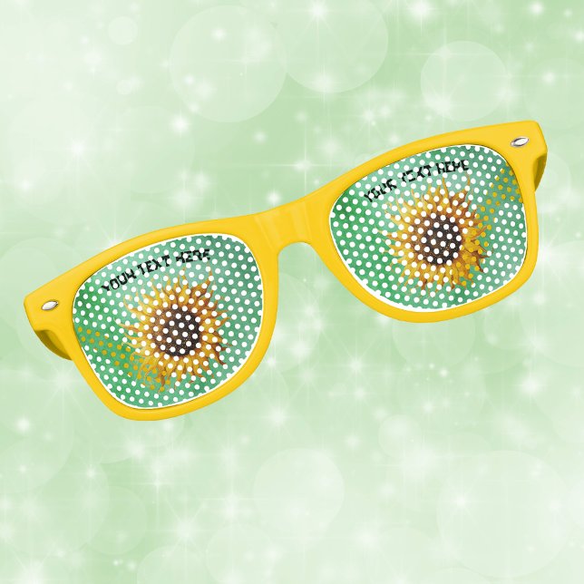 Gafas De Fiesta Retro Grandes girasoles amarillos con pétalos elegantes  (Big yellow sunflower fancy petals on green on fun retro party glasses.)
