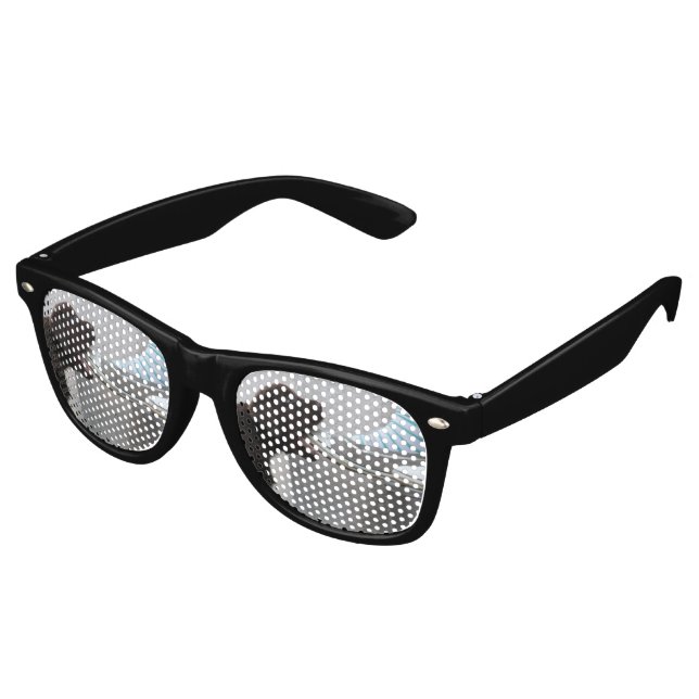 Gafas De Fiesta Retro Hungry Brown Labrador Puppy (Ángulo)
