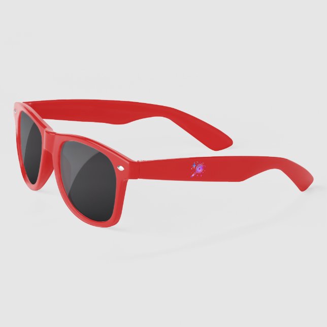 Gafas De Sol Estrellas de espuma, un ejemplo de la era digital  (Izquierda)