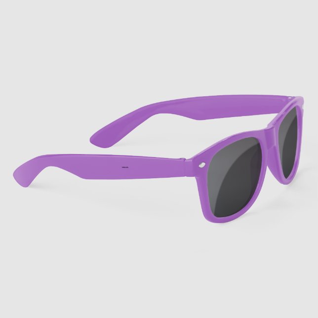 Gafas de sol moradas con lentes negras elegantes  (Derecha)