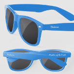 Gafas De Sol Nombre del guión personalizado de la madre de la n<br><div class="desc">Añada el nombre de la Madre de la Novia al personalizar en una tipografía de escritura moderna. Otro lado dice Madre de la Novia pero puede cambiarse para que se adapte a tu ocasión.</div>