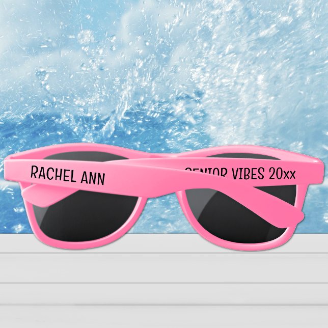 Gafas De Sol Nombre, Vibes Senior 20xx, Chicas Rosa (Subido por el creador)
