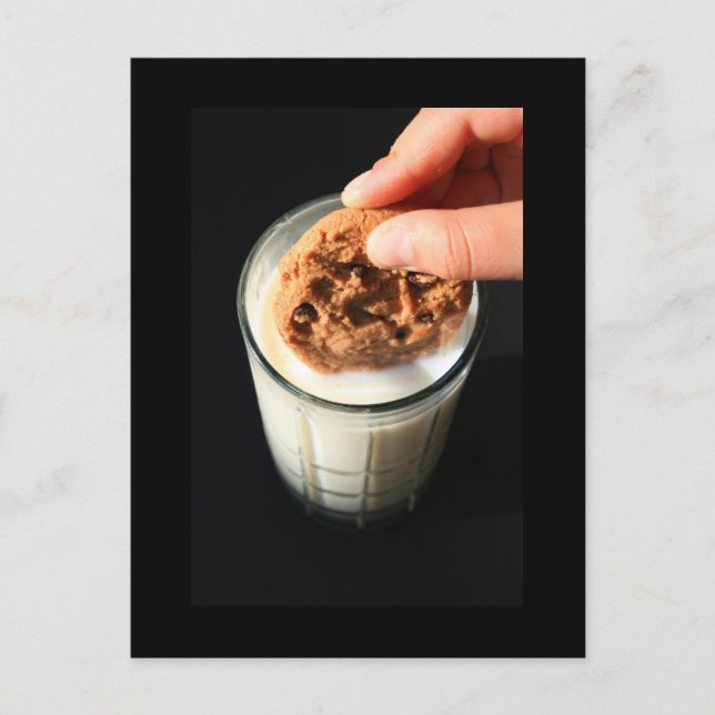 Galleta y una postal de vidrio para leche (Anverso)