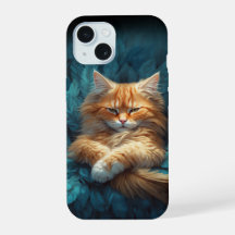 Gatito atigrado naranja en cama de plumas azules