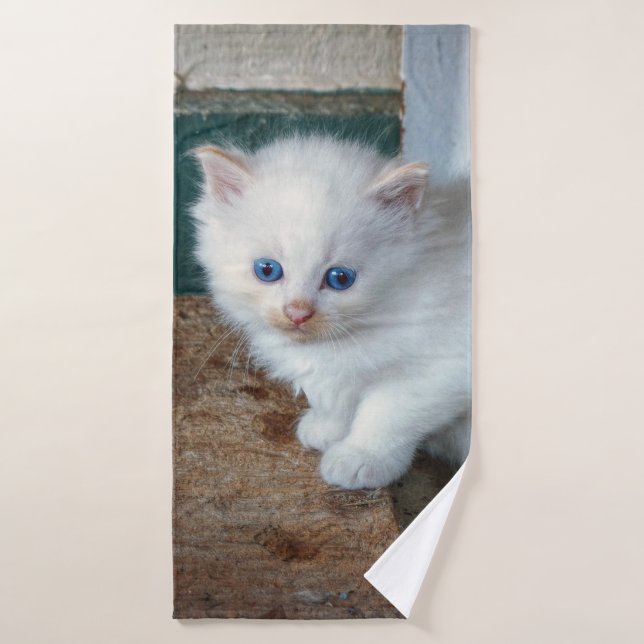 Gatito blanco (Toalla de baño)
