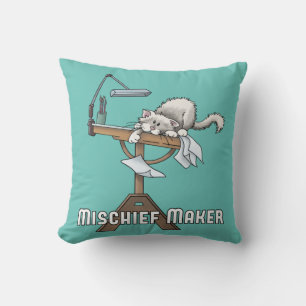 Gatito Blanco Travieso Almohada Decorativa