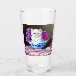 Gatito blanco vintage con flores rosas