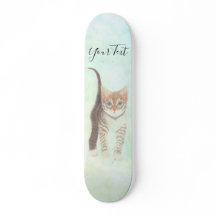 Gatito De Pestañas Con Skateboard De Texto