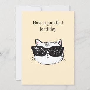 gatito divertido de la tarjeta de cumpleaños