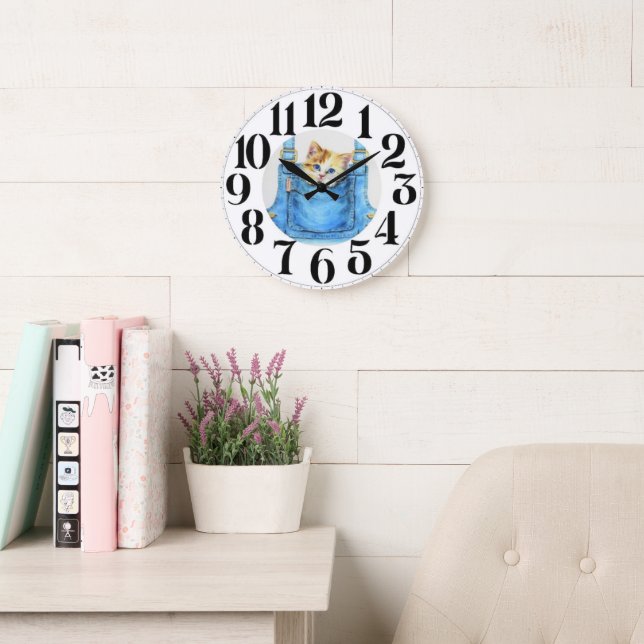 Gatito en el reloj (Sala de lectura)