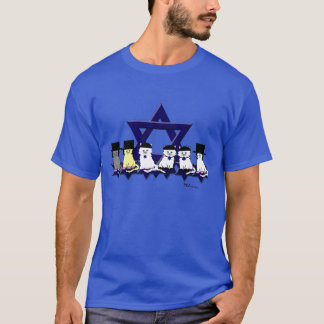 Gatitos kosher en una camiseta básica de la fila