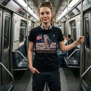 Gato atigrado en la Luna Astronauta Camiseta diver